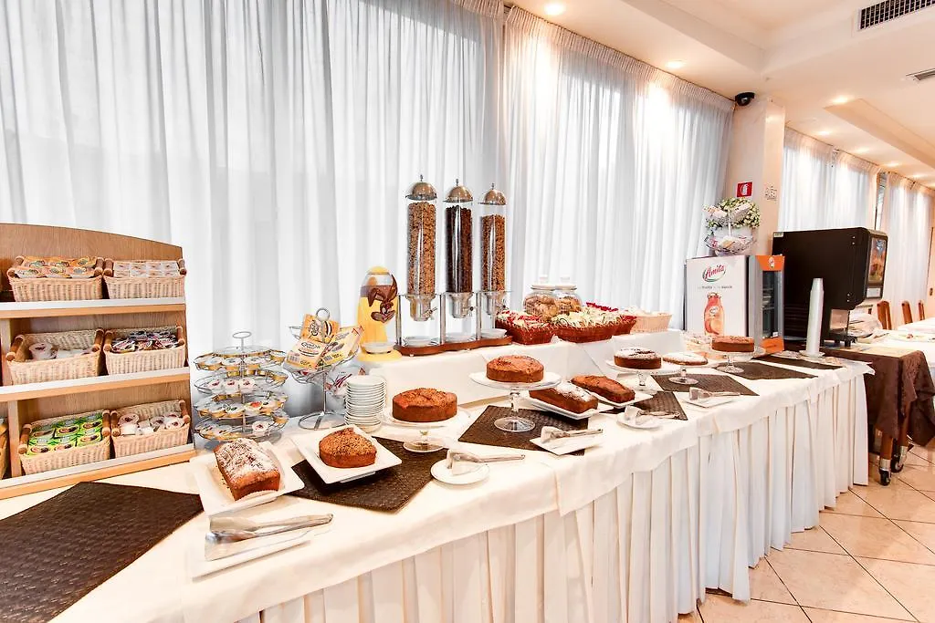 Hotel Flora Milano Marittima